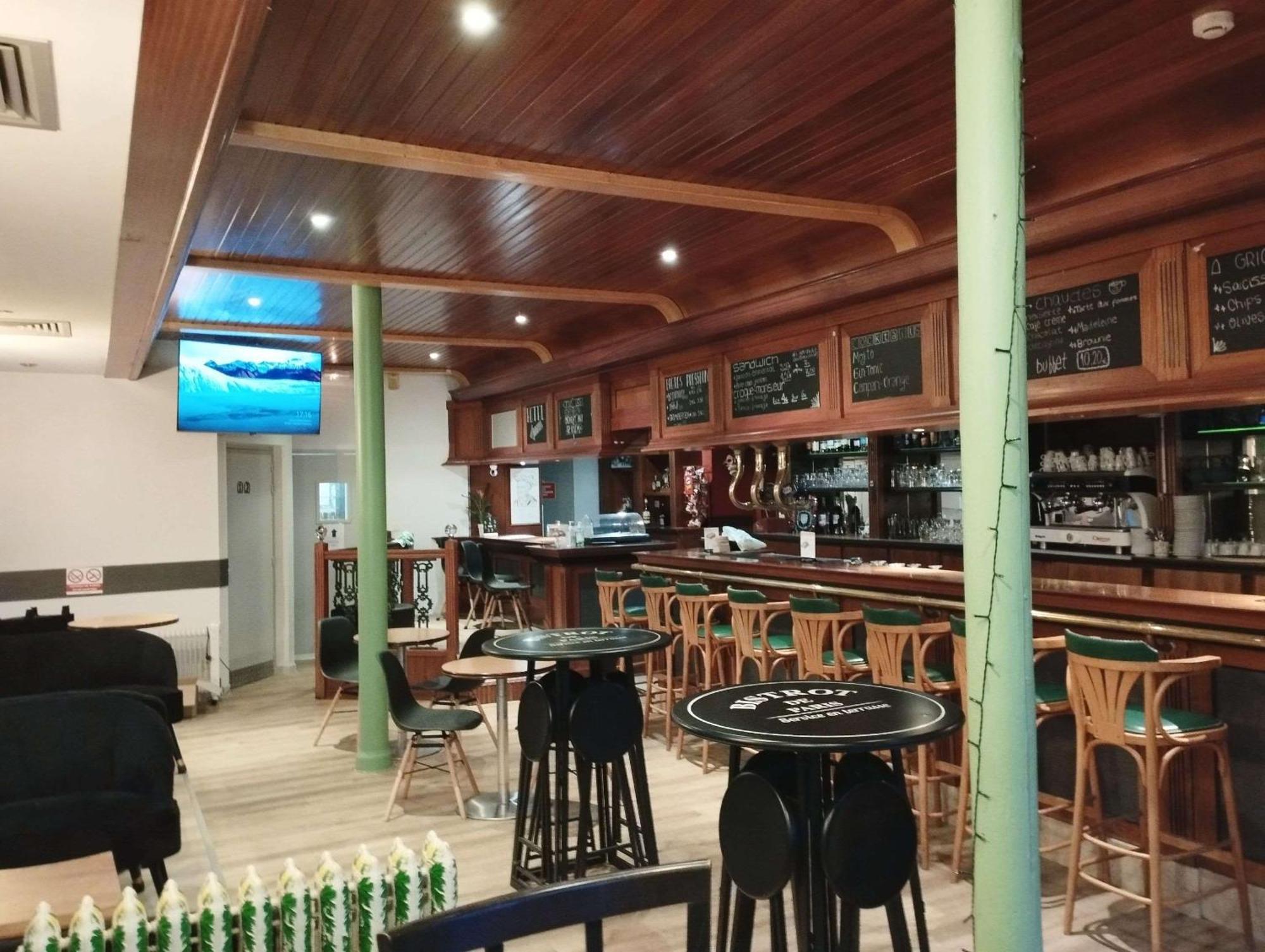 盔甲布里特酒店 甘冈 外观 照片